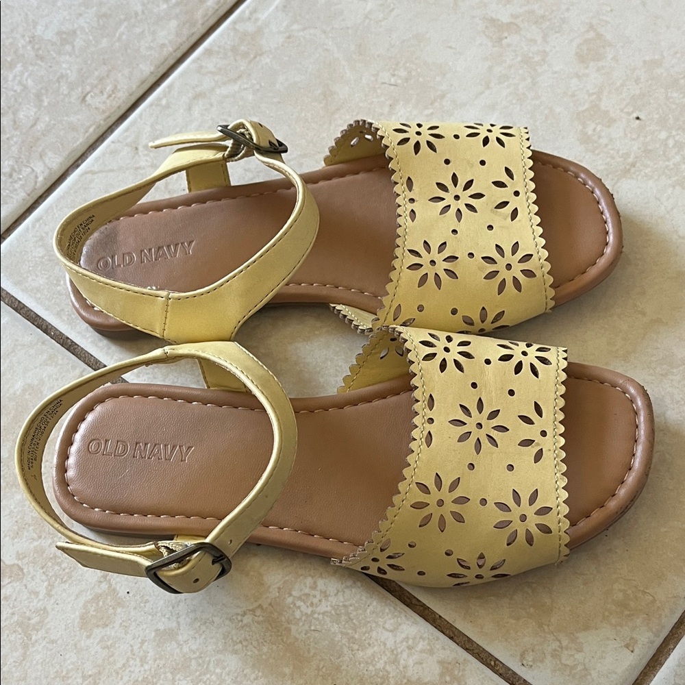 Old Navy Floral Cutout Yellow Sandals